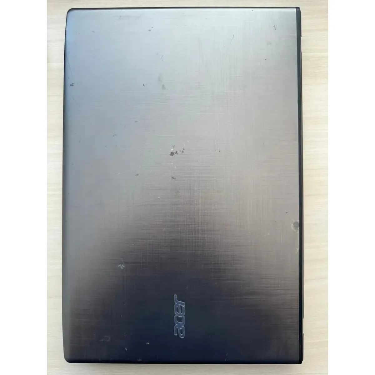 Notebook Acer Aspire E5-575 E5-575 (Usado)