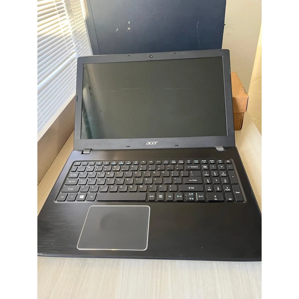 Notebook Acer Aspire E5-575 (Usado)